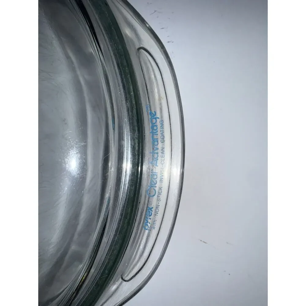 Pyrex Clear Advantage 2-quart casserole dish (#024 F-7) with lid